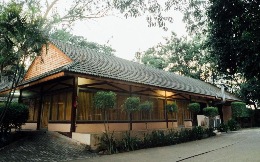 The Pine Resort Pathum Thani Exterior photo